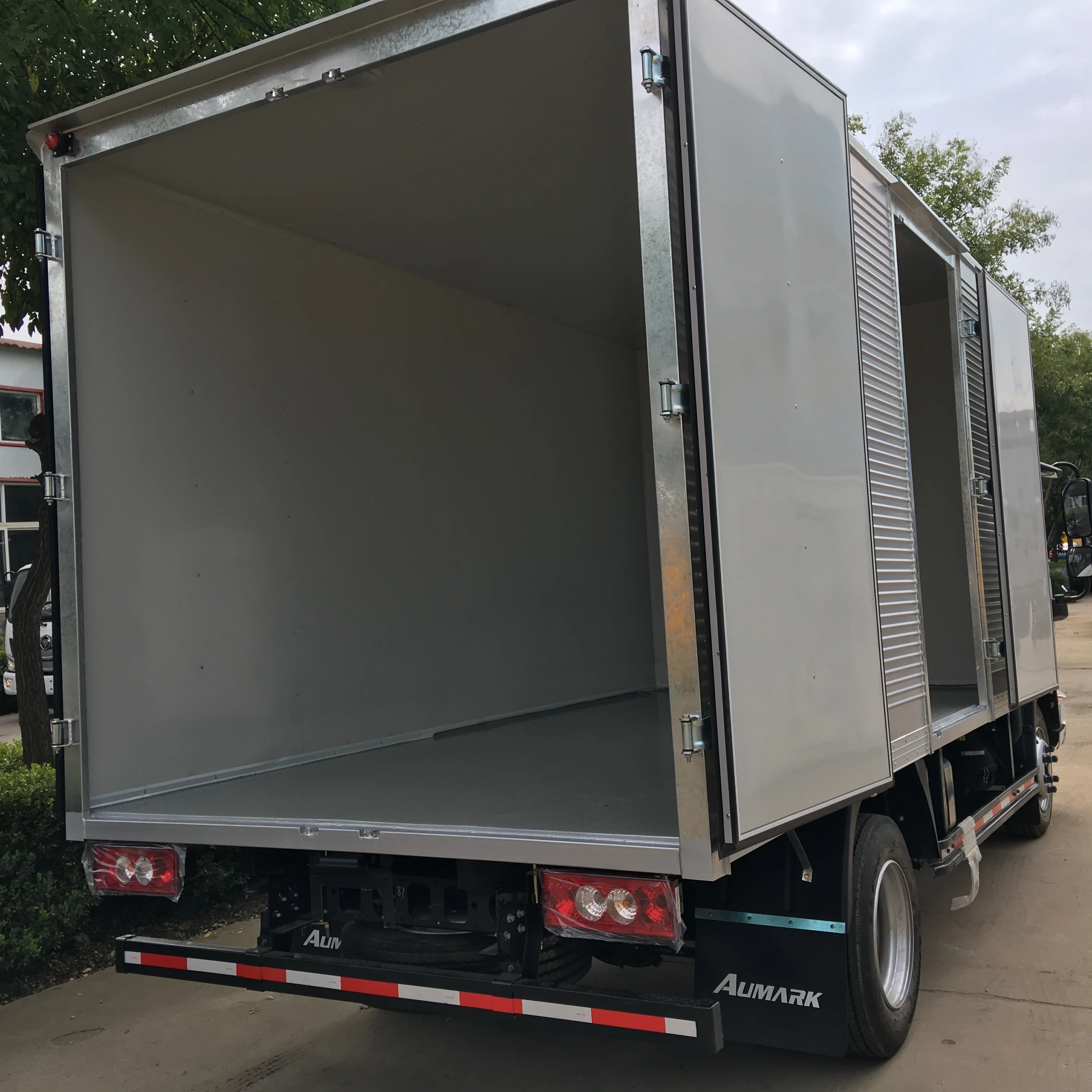 Direct selling cargo van truck cargo carrier box aluminum truck box body