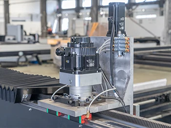Professional Manufacturer Laser Cutting Machine Competitive Price/CNC Fiber Laser Cutter Sheet Metal