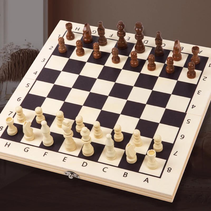 Portable Travel Chess Game classic wooden chess game with Chess Pieces Storage box
