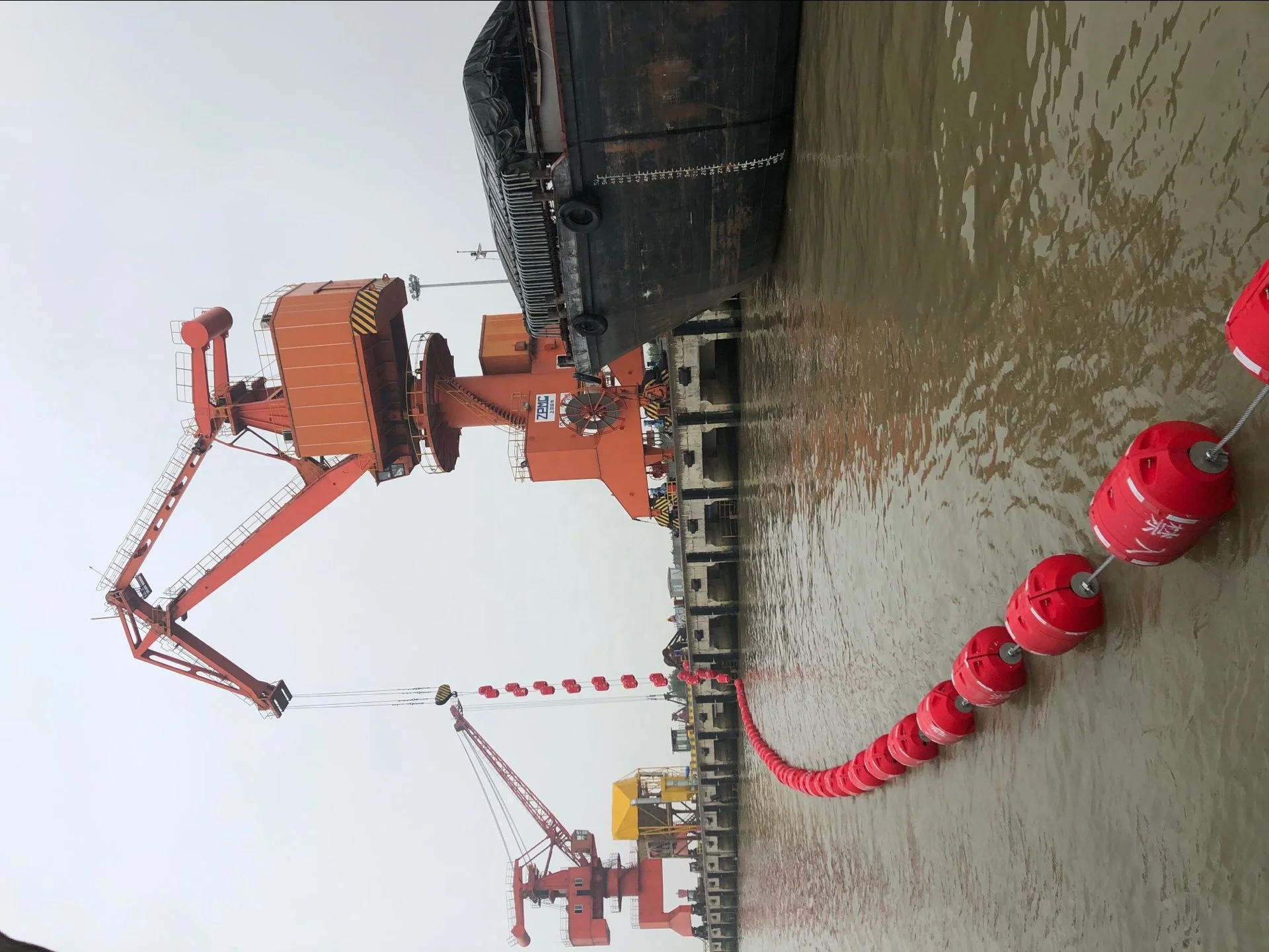 Cheap factory price hdpe dredge pipe plastic pontoon floats uhmwpe pipe dredging floats