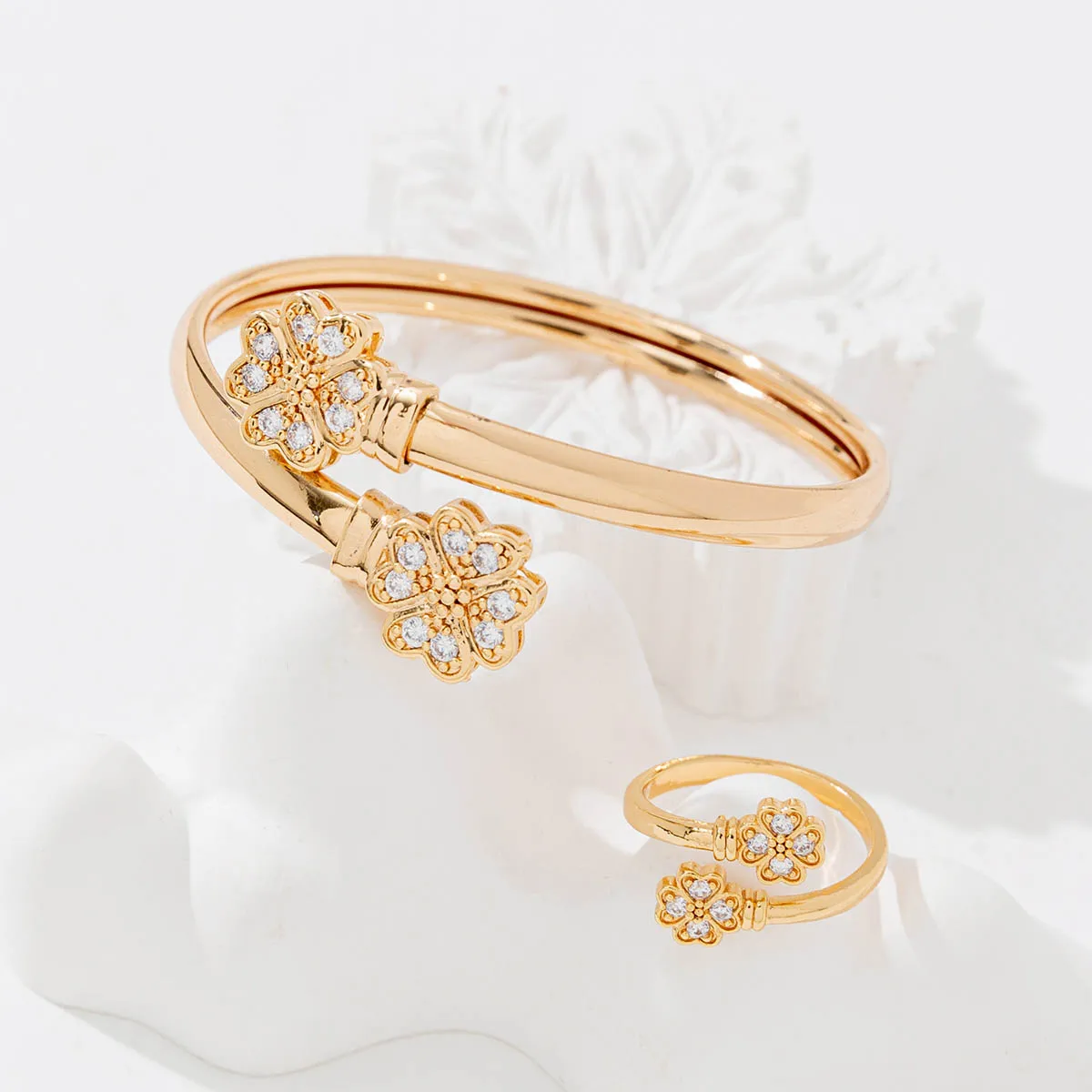 Wholesale Saudi Gold Ball Design Cuff Bangle Bracelet Flexible Cubic Zirconia Ring and Bangle Two Pcs Sets Jewelry Women