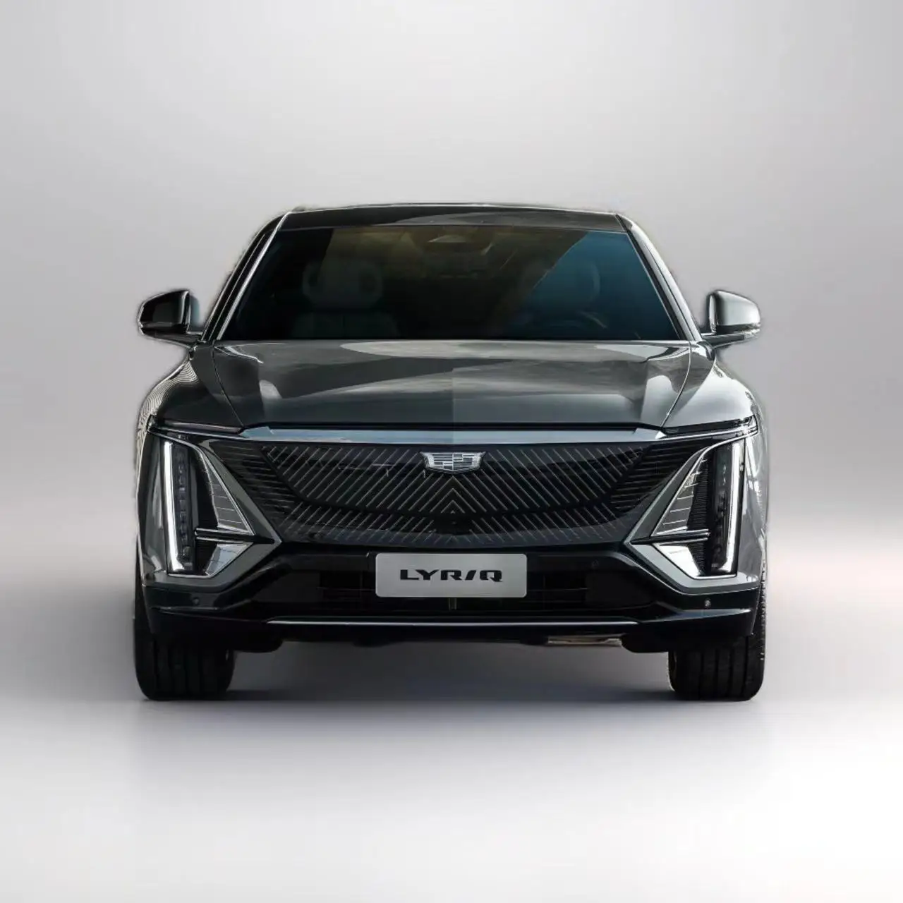 2024 Новое поступление Cadillac LYRIQ 5-местный большой роскошный внедорожник для всей семьи удобный Новый энергетический автомобиль недорогой с длинным аккумулятором