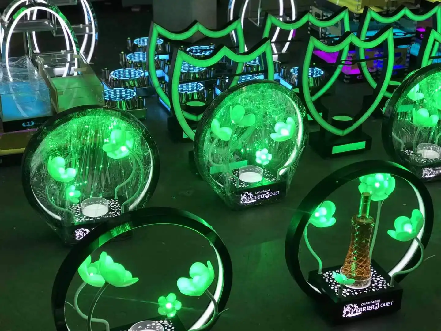 LED bottle display (6)