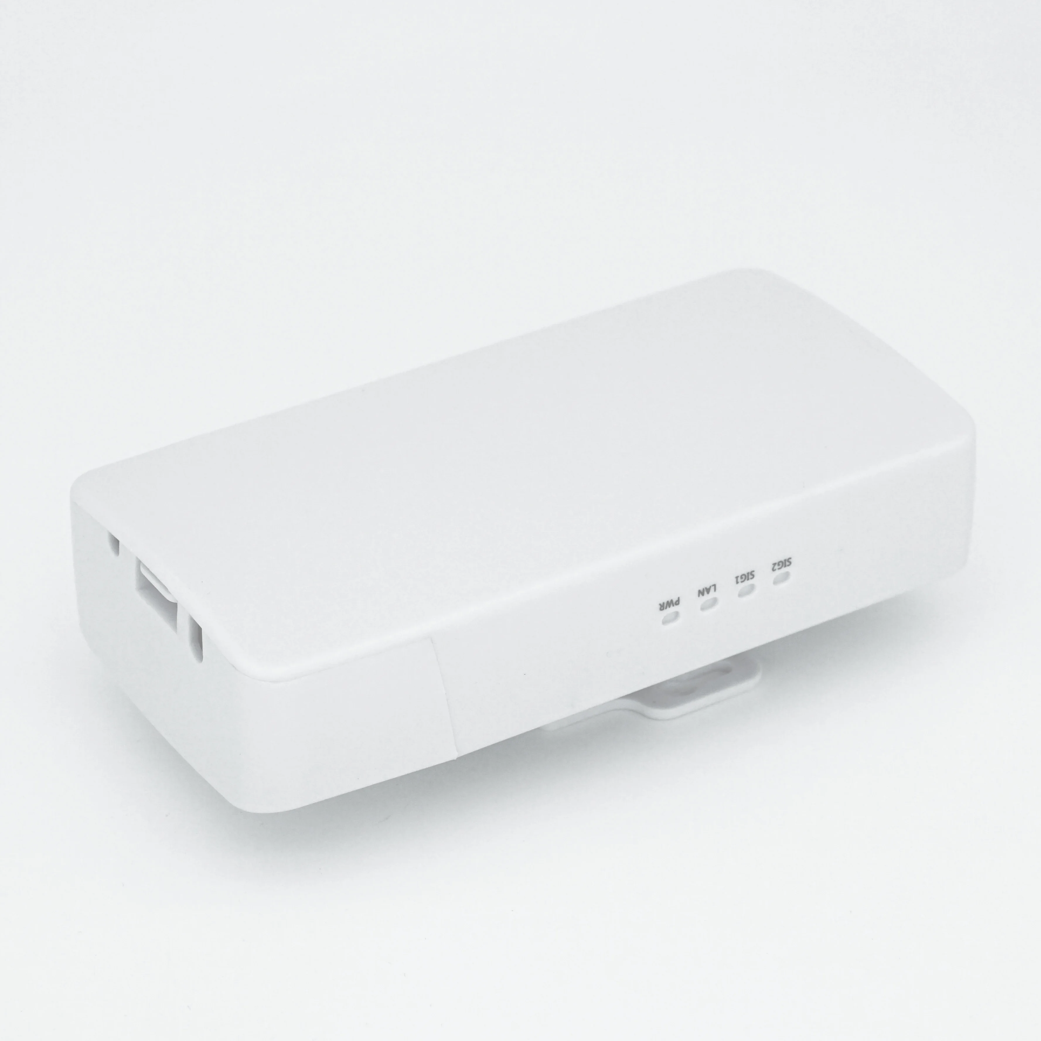 2.4Ghz 300Mbps PTP PTMP Outdoor Wifi Wireless CPE Router AP