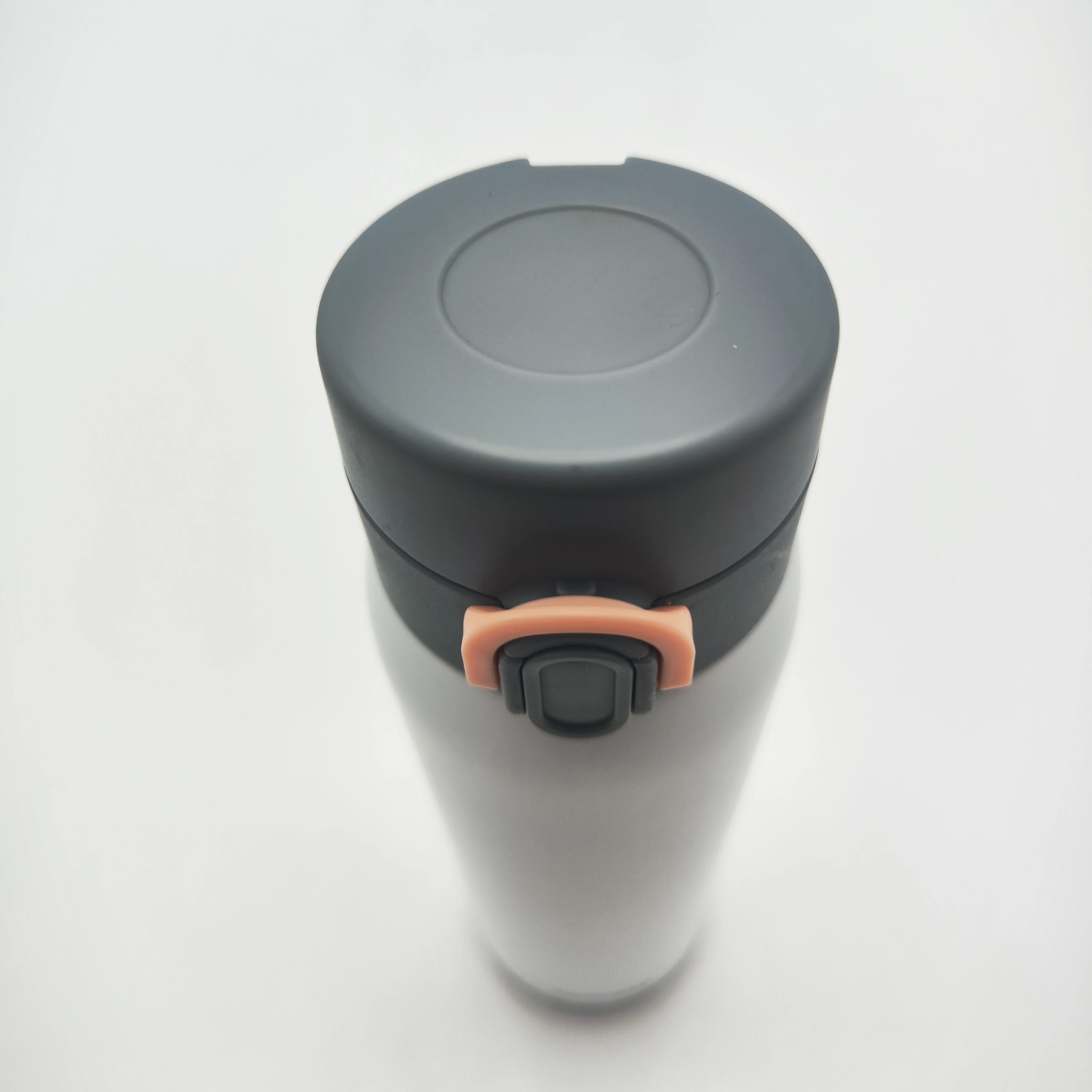 Grinkwell 450ml Double Wall Stainless Steel Water Bottle Insulated High Quality Drinking Bottle Travel Mug with Button Lock
