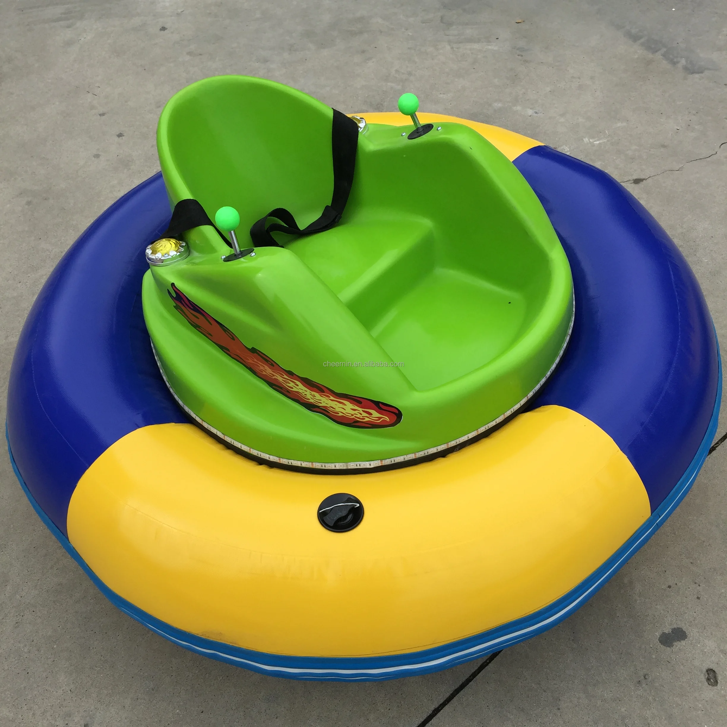 Newly Amusement Park Entertainment Kids inflatable  Electric battery Bumper Car For Shopping Plaza