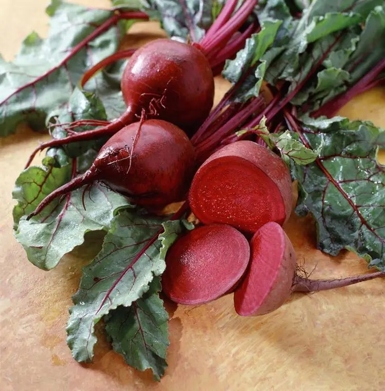 Vegetable snakes VF beetroot dried beetroot