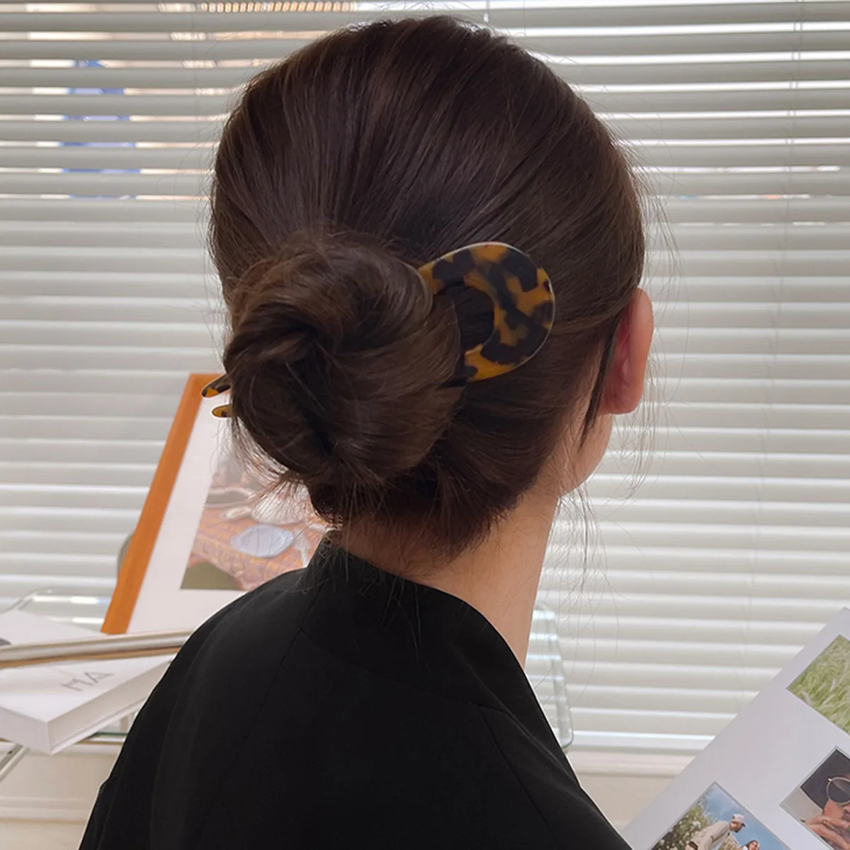 QianJin Custom Logo OEM/ODM French Hair Forks Tortoise Shell U Shape Updo Hair Pins Clips for Thin Thick Hair