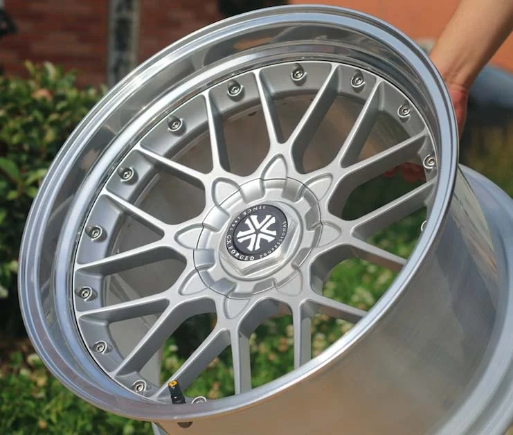 Кованые колесные диски 16/17/18/19/20/21/22 дюймов с 2 шт. в Китае