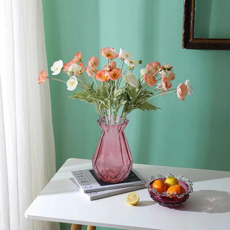 Современная ваза для цветов