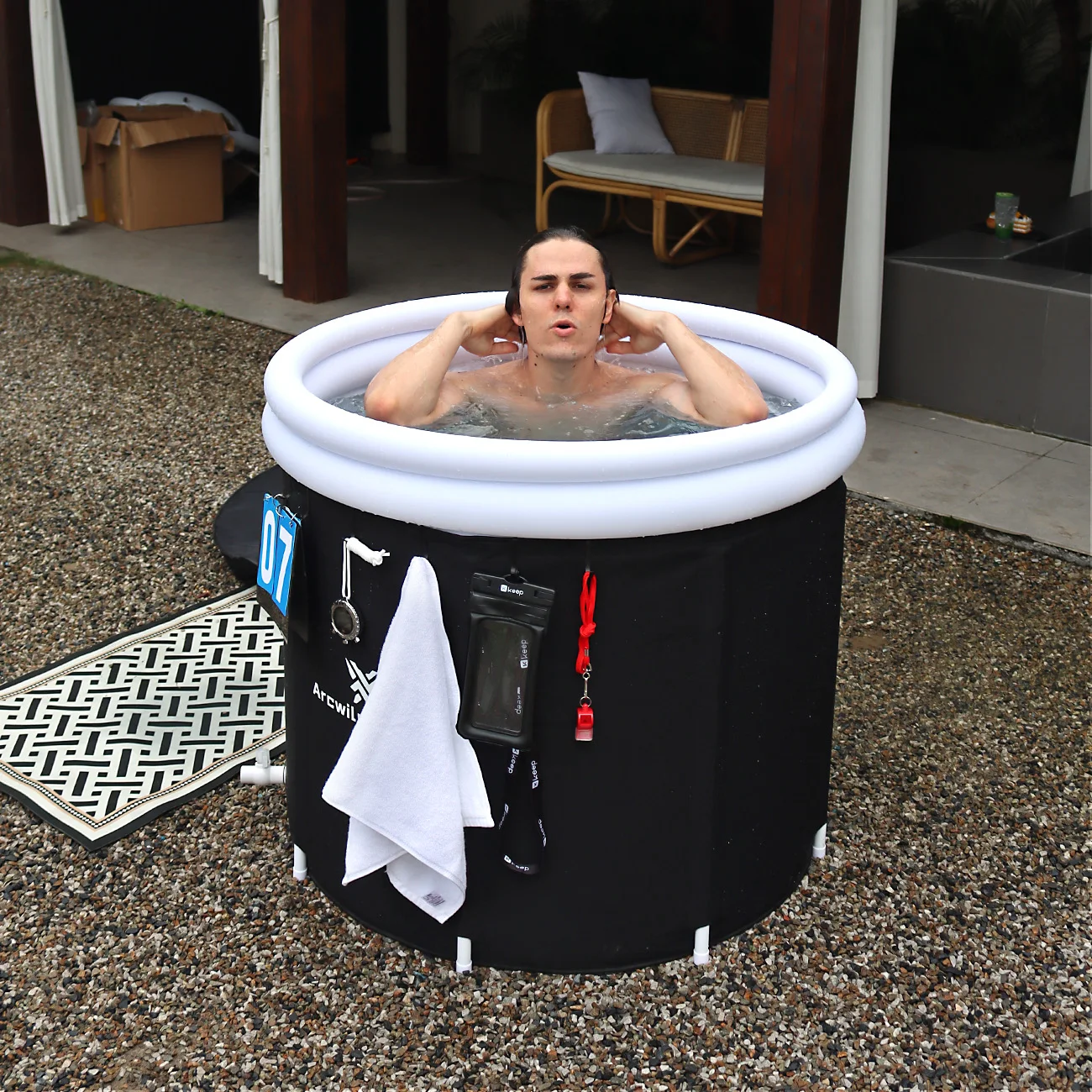 2024 New Replaceable Inner Liner Design 90*85cm Inflatable Ice Bath Tub Anti Water Leakage Cold Plunge Pool Tub Anti-tear Barrel