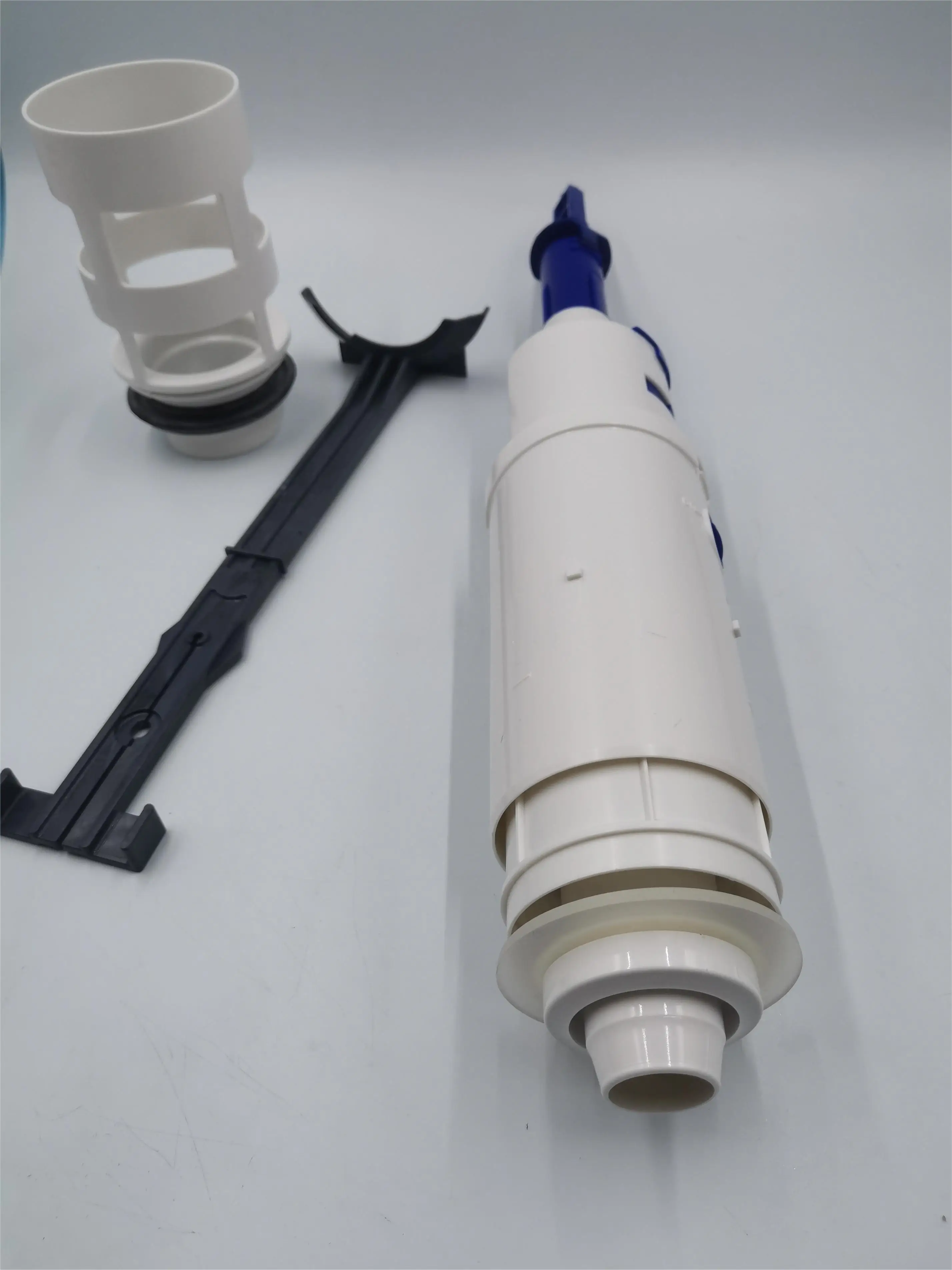 448 Крепежная Скоба GEBERIT CA с двойным промывочным клапаном для 130 до 182