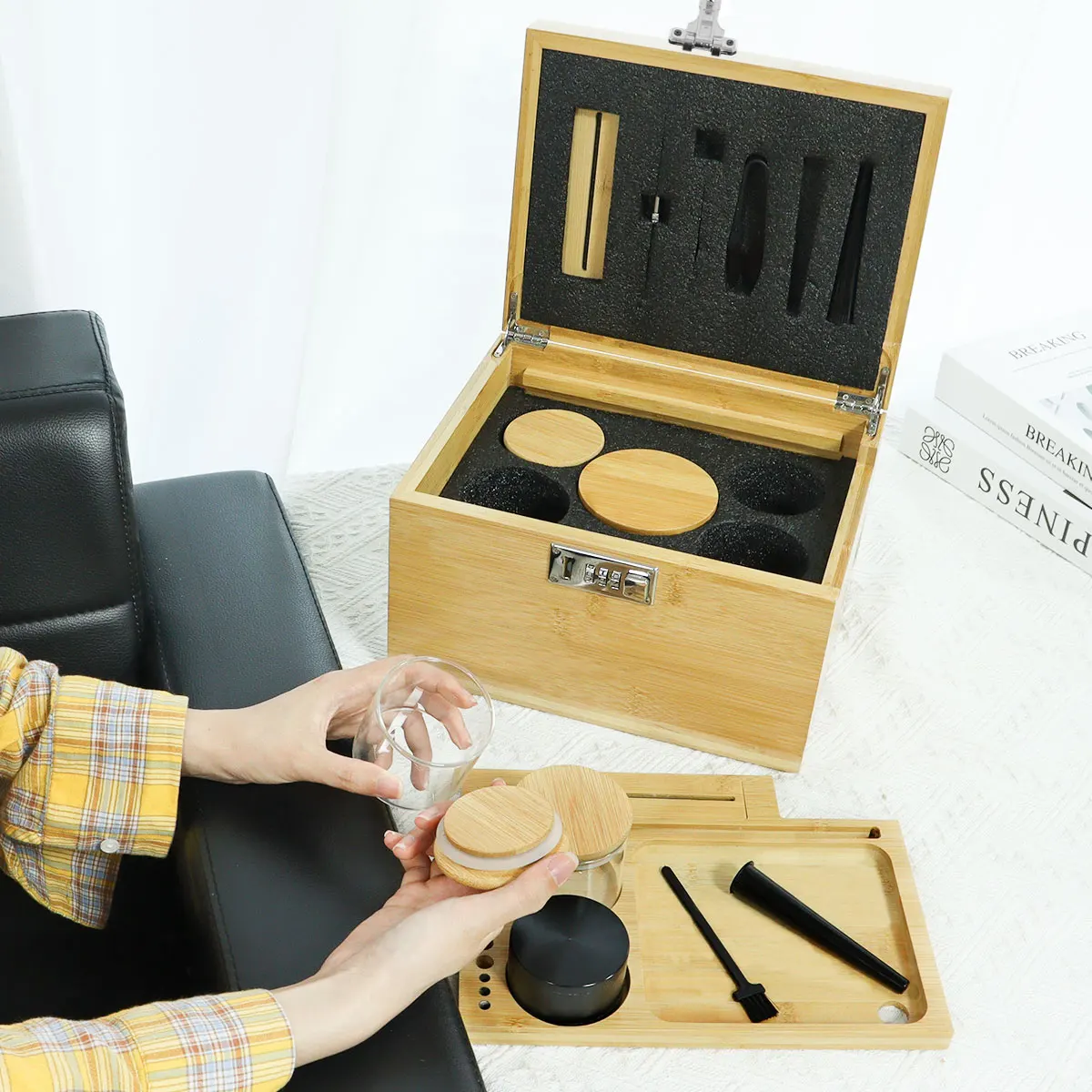 luxury premium smell proof smoking accessories rolling paper smoking kit box bamboo wooden stash box with lock and rolling tray