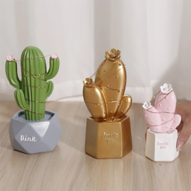 Ins Style Young Girl Heart Cactus Small Night Light Resin Crafts&Gifts Home Decoration