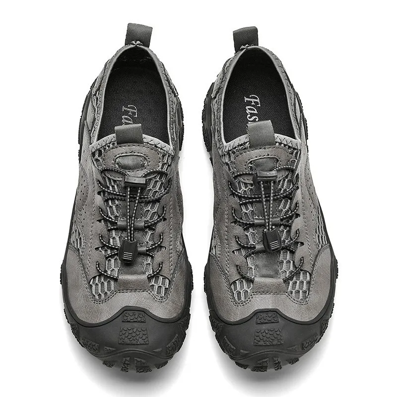 Wholesale Customize Summer outdoor water Hiking Sport Beach Sandals  Protected Toe Genuine leather Men hiking Sandal