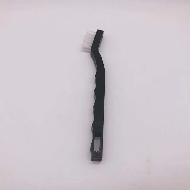 No.22004 Nylon All Purpose Gun Cleaning Brush Utility Brush Thickness and Hard Handle