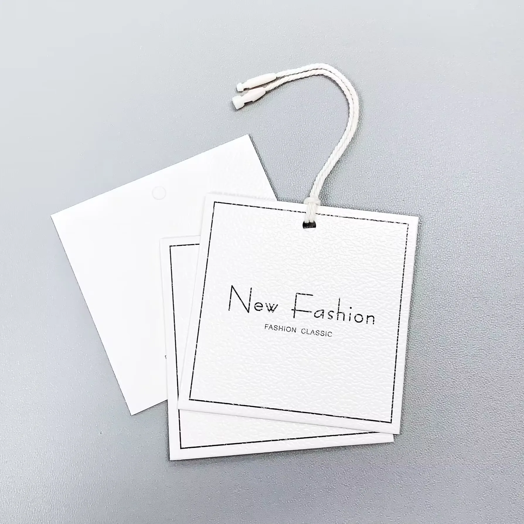 Eco--Friendly Custom Clothing Tags for Handmade Items Personalized High Quality Fashion Garment Labels Hang Tags with Logo