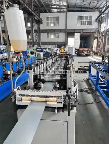 Full Automatic Omega Shape Roll Forming Machine Top Hat Profile Keel Molding Machine