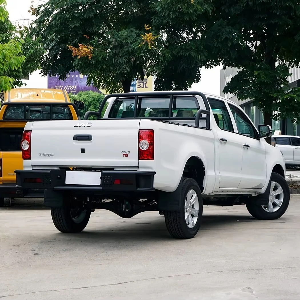JAC T6 2.8 Lux 4x4 Double Cab New Condition Gasoline Fuel Manual Transmission