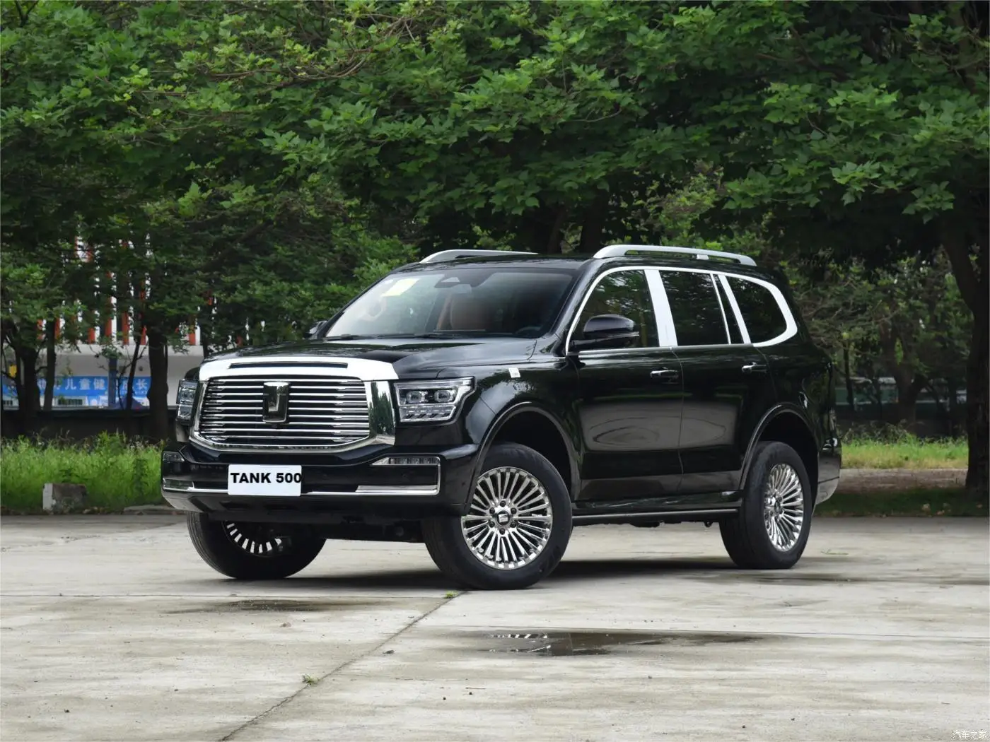 Deposit FAIRLY USED GWM TANK 500 SIGNATURE 3.0P WHITE SUV 2024 Car LHD AVAILABLE for FAST DELIVERY Used Cars
