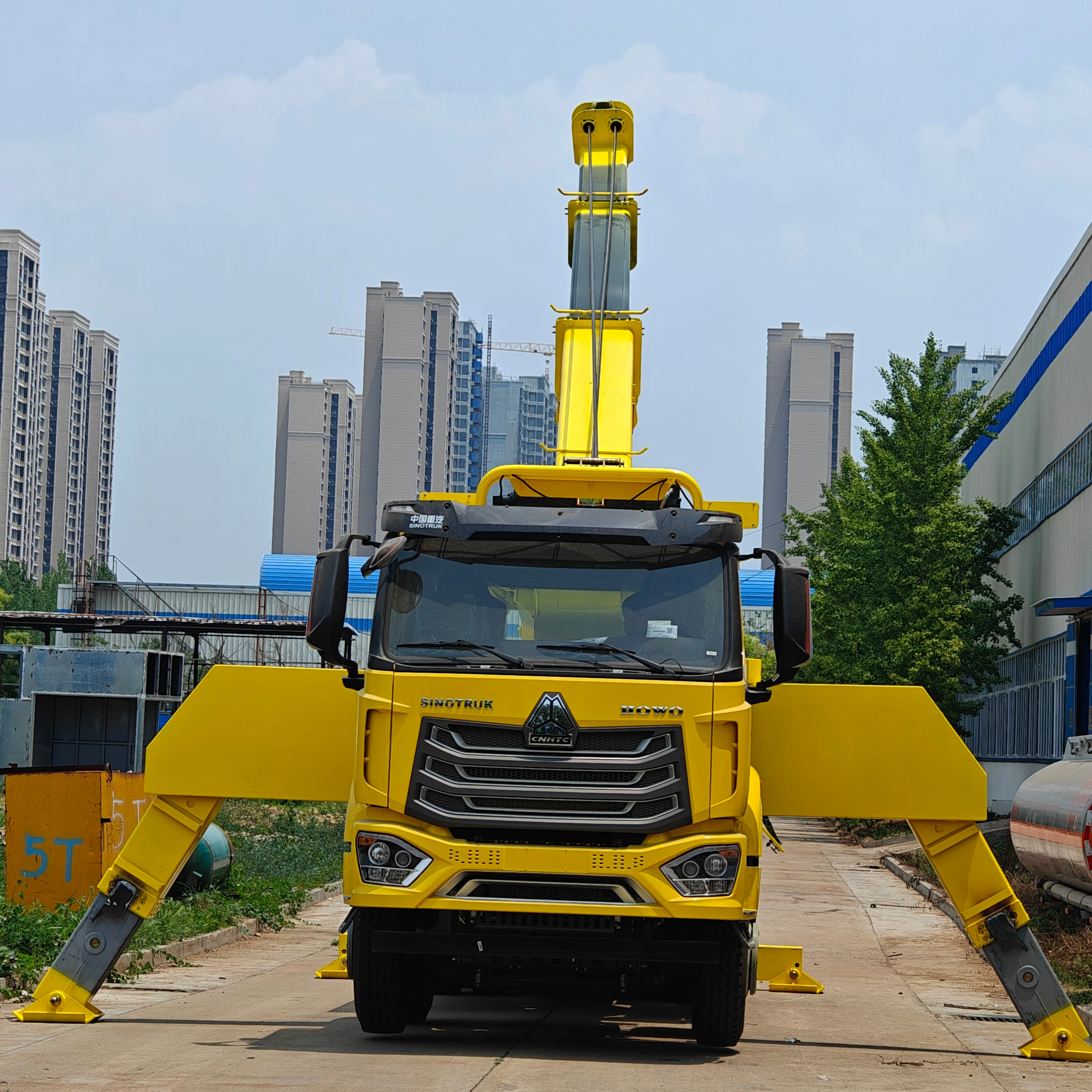 400 л.с. SINOTRUK HOWO 8X4 буксировочный грузовик 40 тонн 50 тонн HOWO Аварийный Грузовик