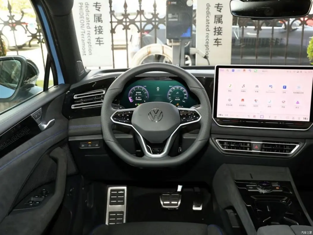 2025 VW New Petrol Car 2.0t 5 -Seats Tiguan L 380TSI 4WD R-line Midsize SUV Tiguan L