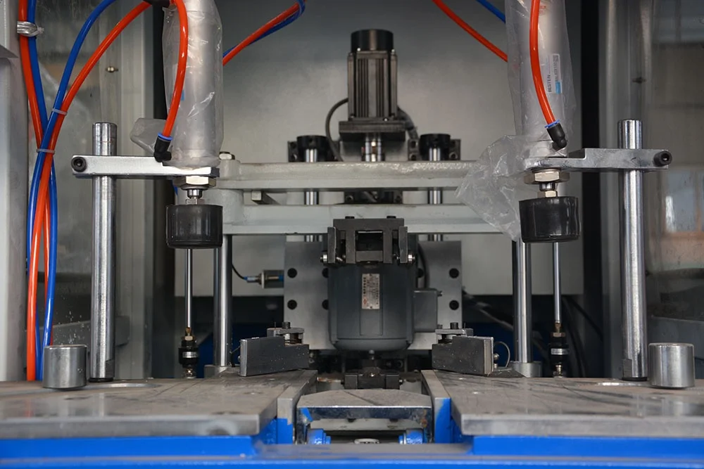 PVC Window Machine CNC Corner Cleaning Mahine for Upvc Window Making Machine