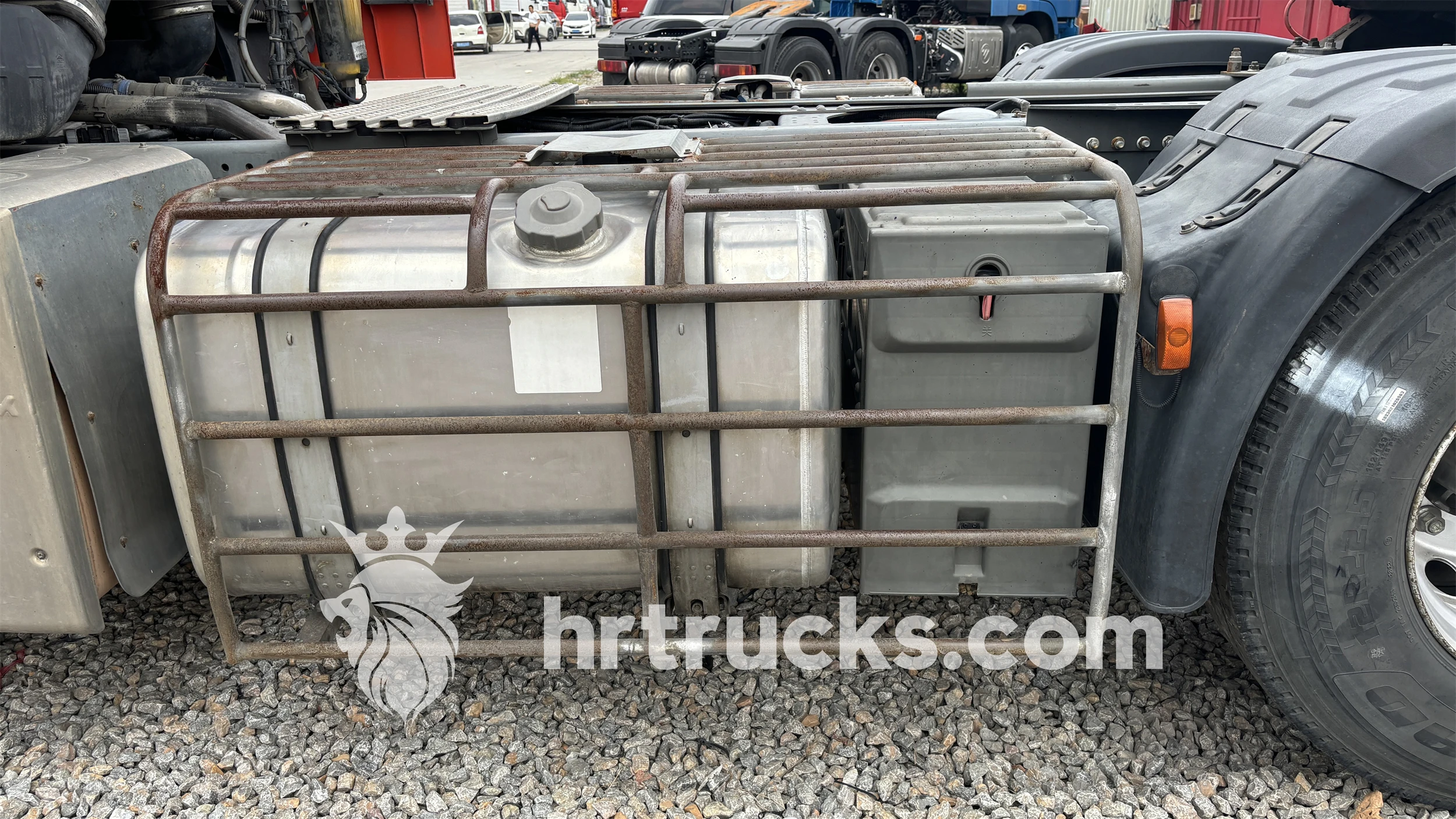 Second Hand SINOTRAK SITRAK 6x4 Diesel Engine Euro 2 Euro 3 Tractor Truck Low Price Traction Truck for Sale