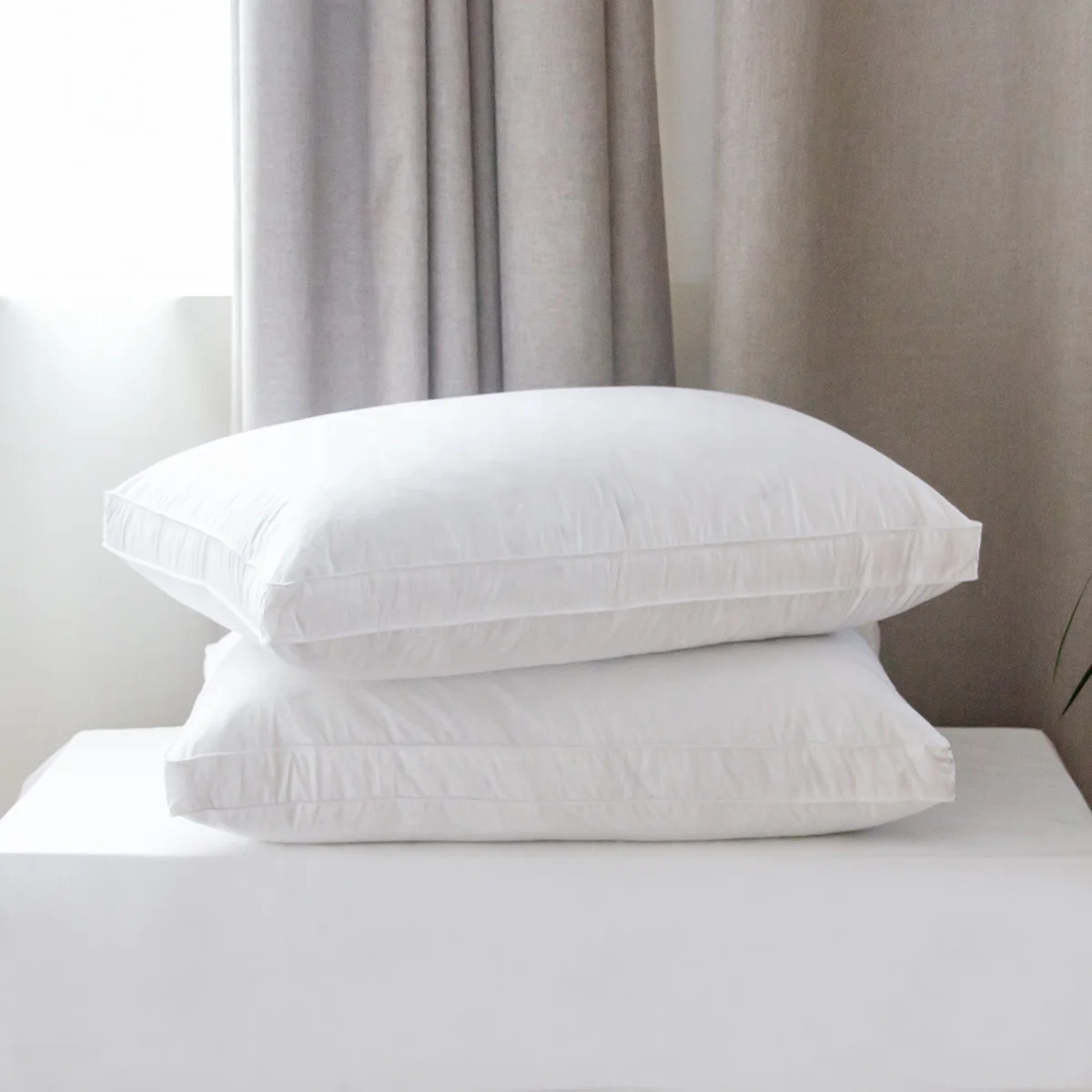 MOQ 300pcs Luxury Hotel Custom High Resilient White Goose Duck Down Feather Sleep Pillow Cotton Comfy Pillow Inserts