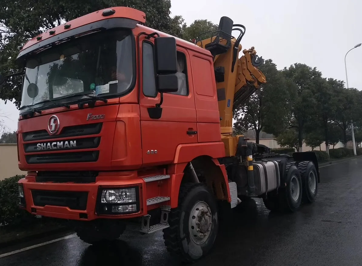 SHACMAN SINOTRUK JAC TRACTOR TRUCK MOUNTED 25 TON knuckle boom crane Truck