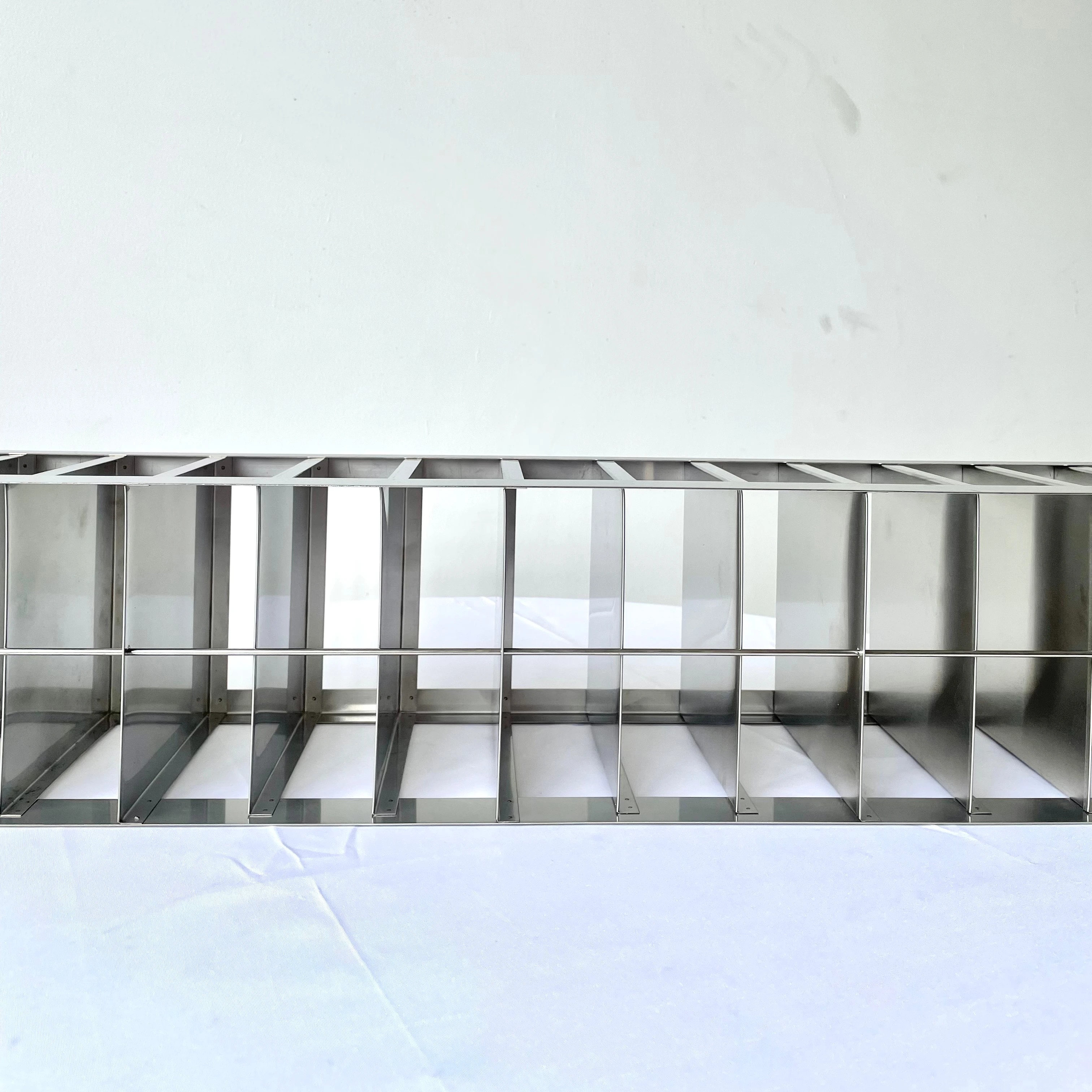 medical refrigerator freezer rack for 2 inch cryoboxes of cryovials and cryobox