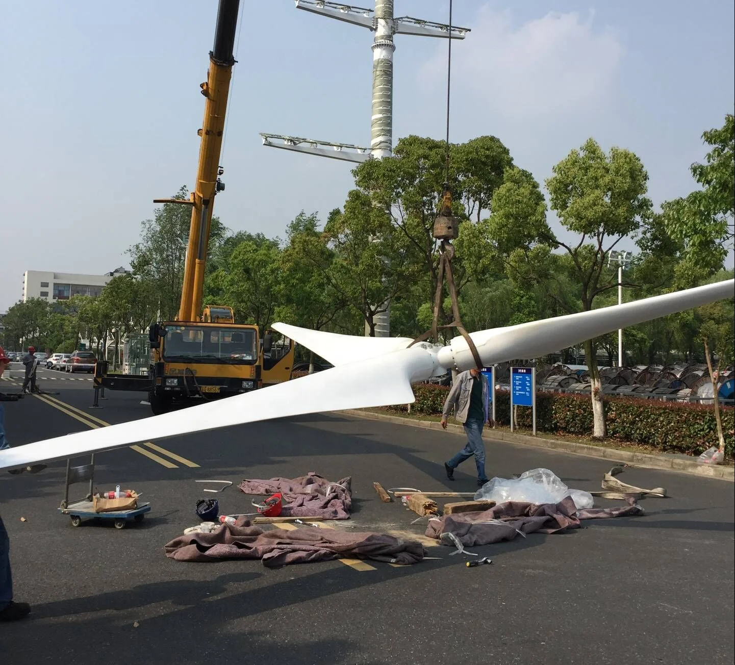 Factory Sale 100KW Wind Turbine Generator For Off grid or On grid System