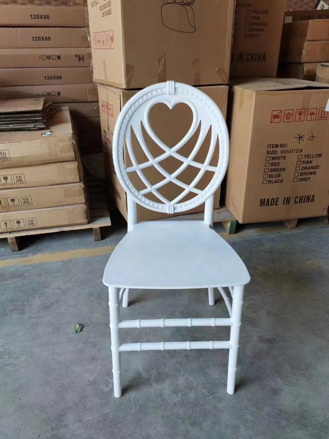 white stackable heart shape plastic pp chairs hotel chivari chairs events wedding dining chair