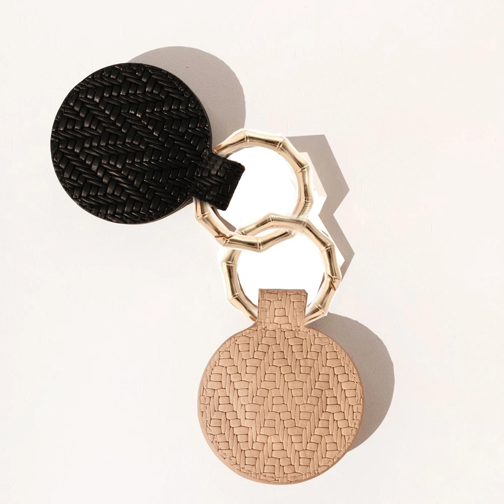 Magnetic Hat Clip for Travel, Stylish Hands-Free Bag, Purse, Luggage, and Backpack Clip-On Holder for Sun and Wide Brim Hats