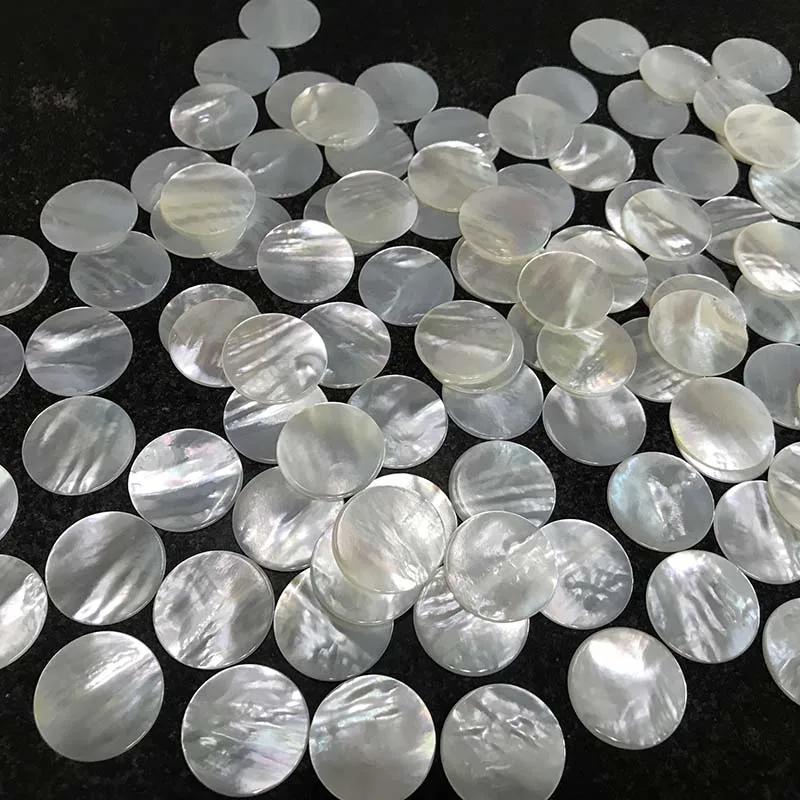 Cheap 30mm White Mother of Pearl Shell Chips Blanks Cut Round Mop Flakes Inlay Jewelry