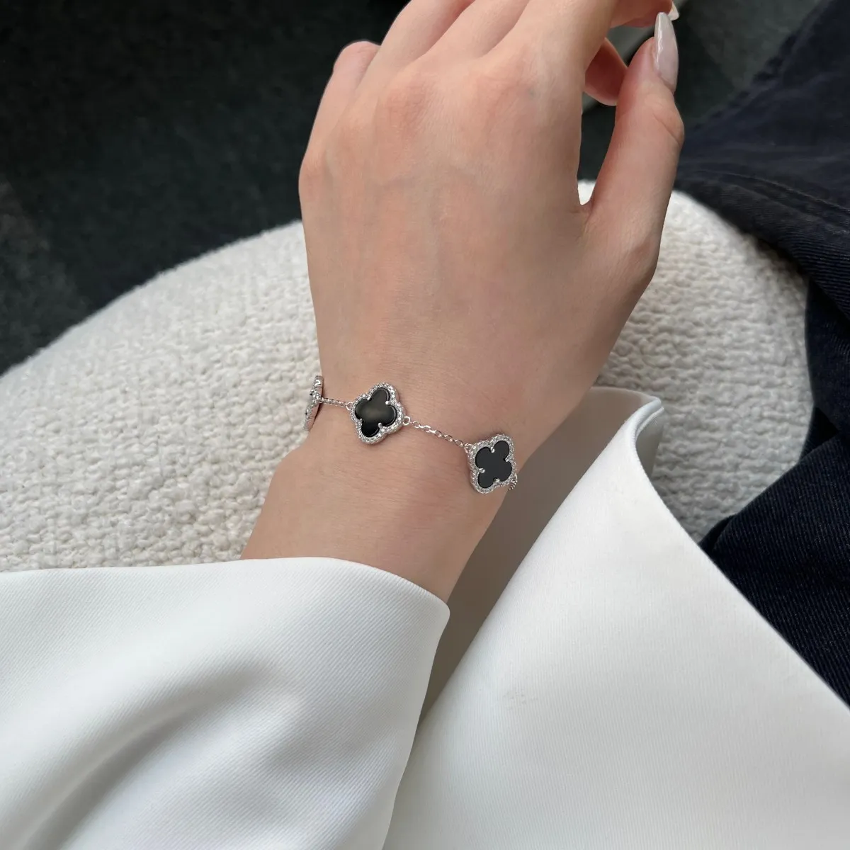 Dylam Hot Sale Lucky Four Leaf Clover Bracelet S925 Silver Jewellery Charm White Shell 5A Cz Cubic Zirconia Bracelets For Women