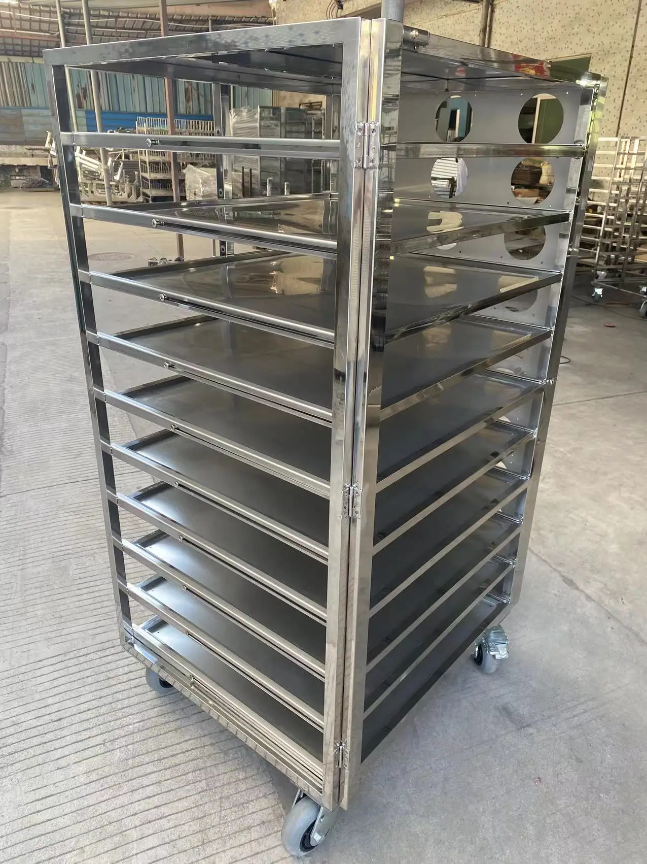 Stainless Steel Tray Trolley Truck with 360 Degree Swivel Wheels  for Oven use