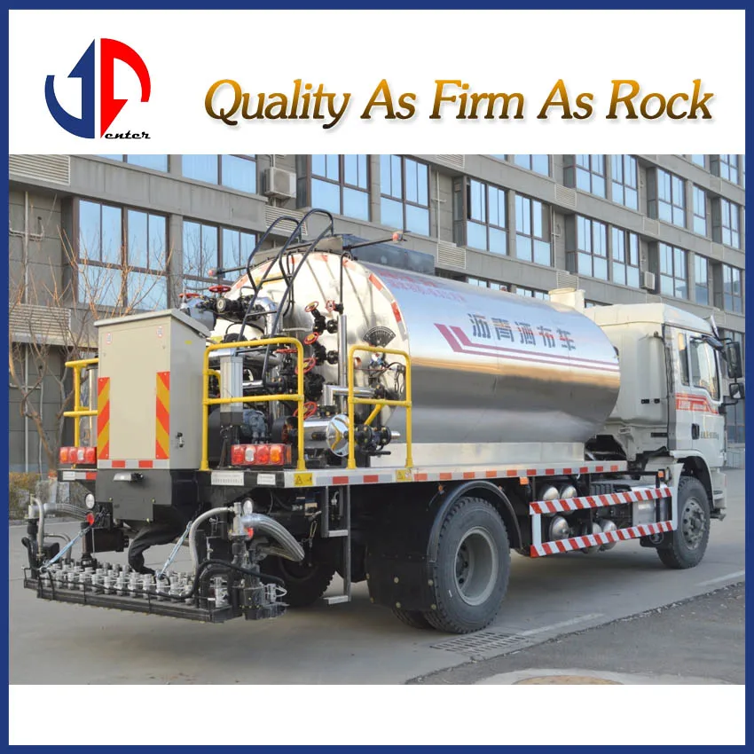 Factory Customized Road Construction New 4000L Emulsified Asphalt Diluted Asphalt Distributor Sprayer