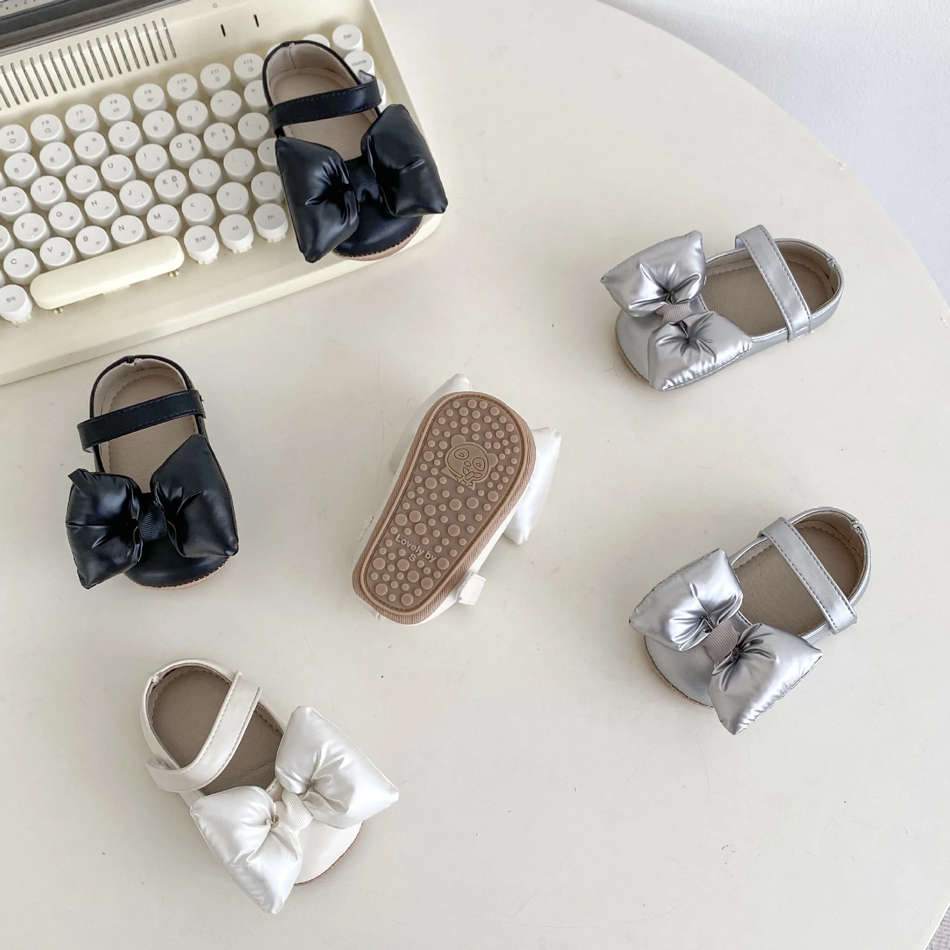 Engepapa Autumn newborn Baby Shoes Infant Non-Slip Wear-Resistant Soft Shoes Baby Girls Solid Color Shoes