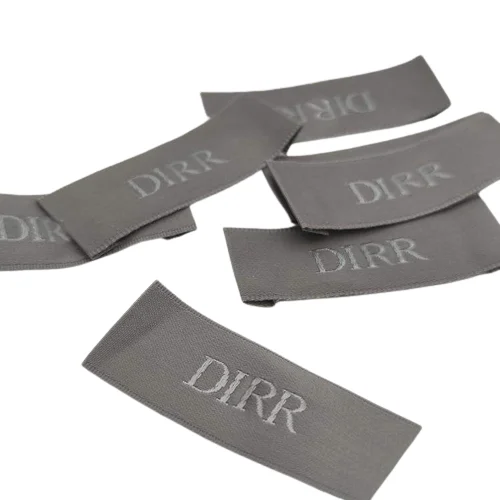 Machine woven clothing labels Fashion woven clothing satin labels Fabric logo can be used as a clothing tag