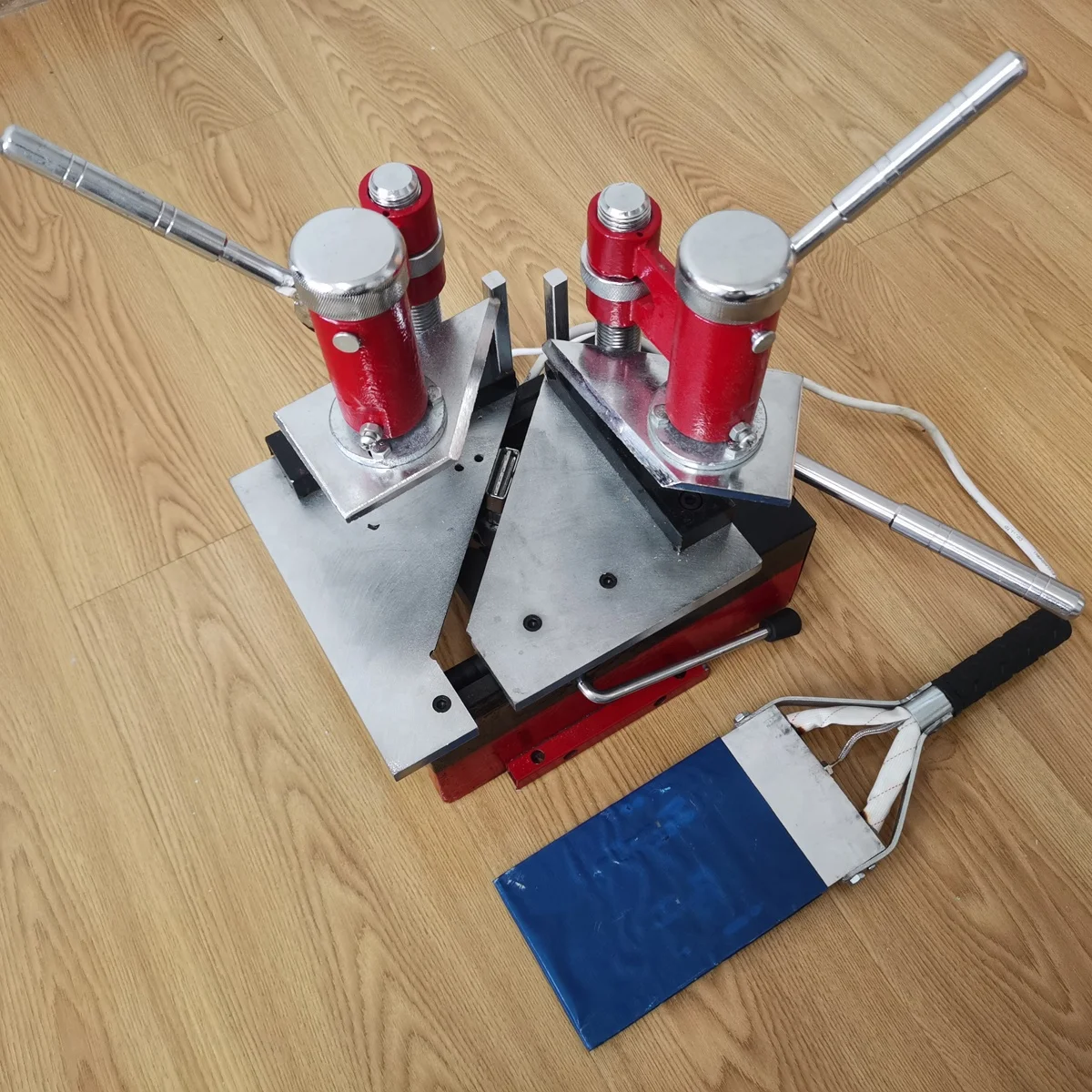 
Portable upvc window and door welding machine for window fabricating 