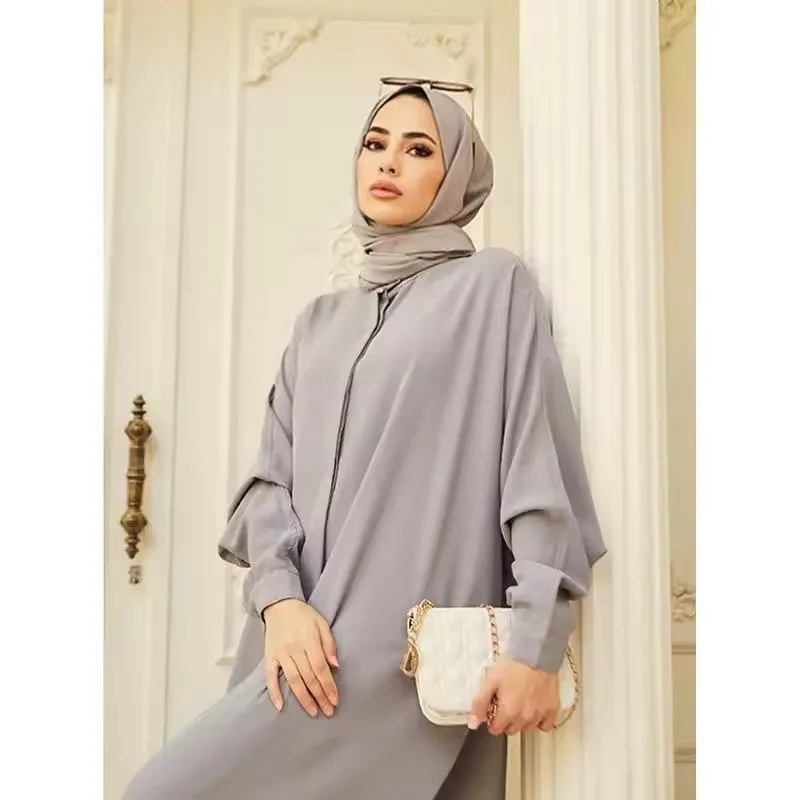 2024 Wholesale EID Ramadan Dubai Turkey Tunic Modest Abaya Islamic Clothing Robe Luxury Plain Muslim Women Dress Open Abaya