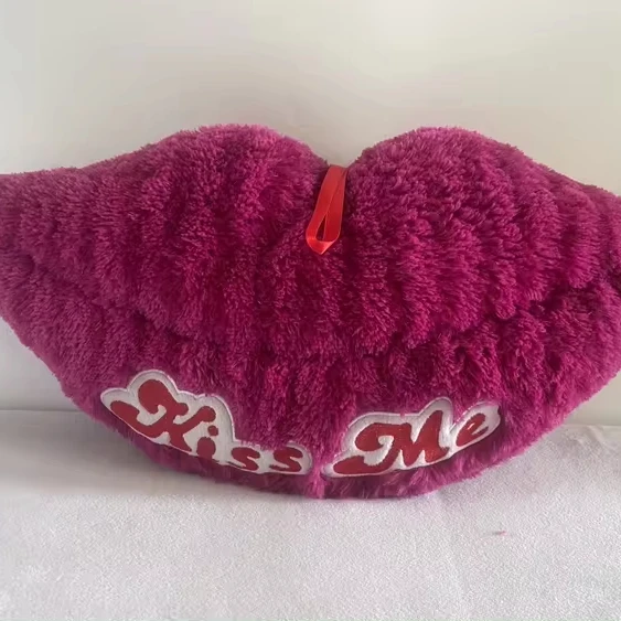 Wholesale Kiss me  red lip  Sofa Cushion Plush stuffed soft red mouth lip shaped pillow cushion for sofa and car