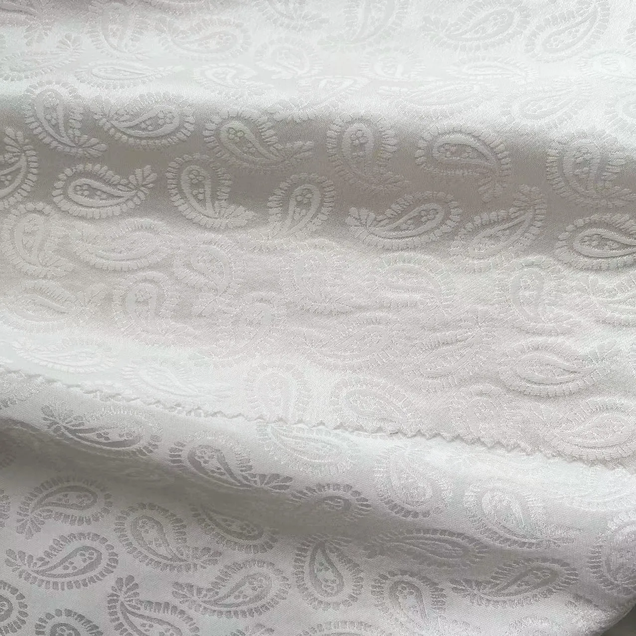 Manufacturer In Stock High Quality 16MM Silk Viscose Floral Jacquard Real Silk Satin Fabric For Women Dress