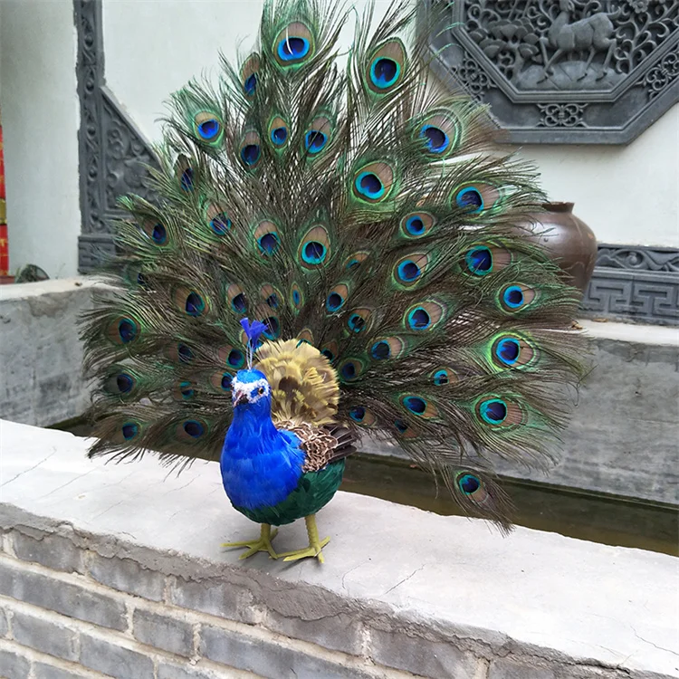 Custom made home decoration peacock decorative statue
