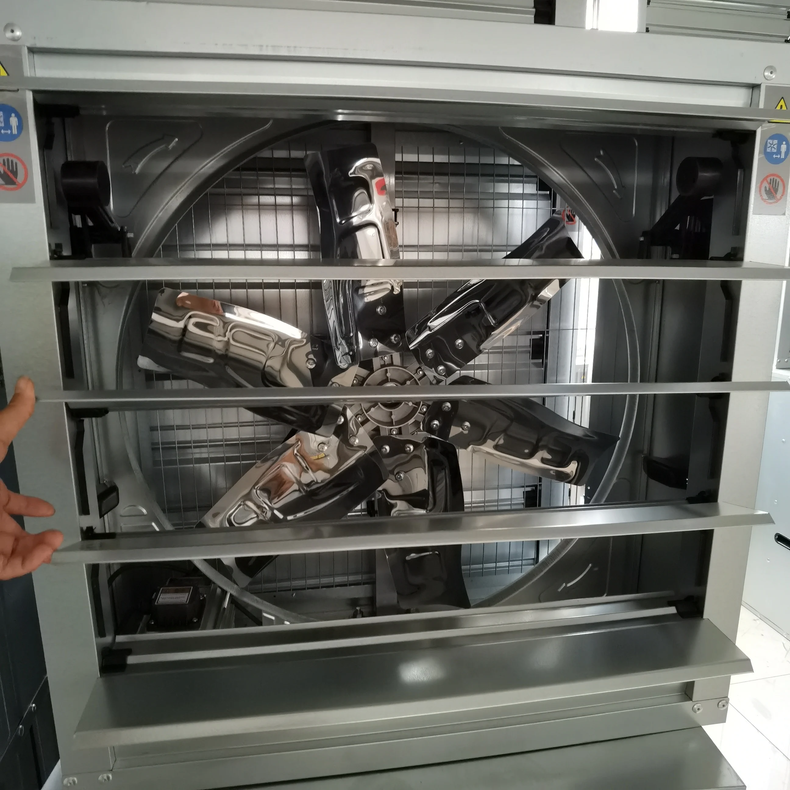 Pengda Quality Assurance Wholesale Hanging Drop weight Negative Pressure Exhaust Fan For Poultry Greenhouse