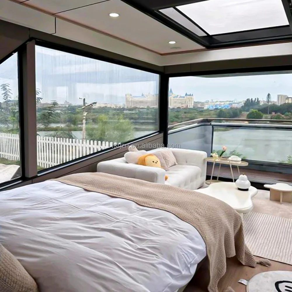 Manufacturer Hot Selling Prefab cabins Rotproof Fireproof Aluminum Material Customized Futuristic houses for Vacations