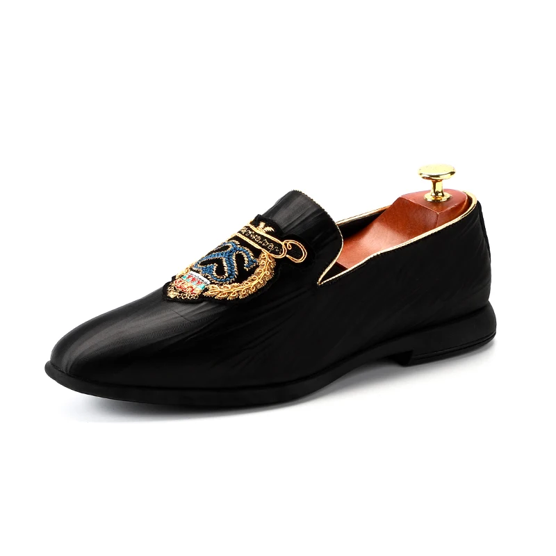 Big size 37-48 Italian Men Formal Shoes Designer 2023 Luxury Slip On Fashion Wedding Party Prom Black Loafers For Men 1907