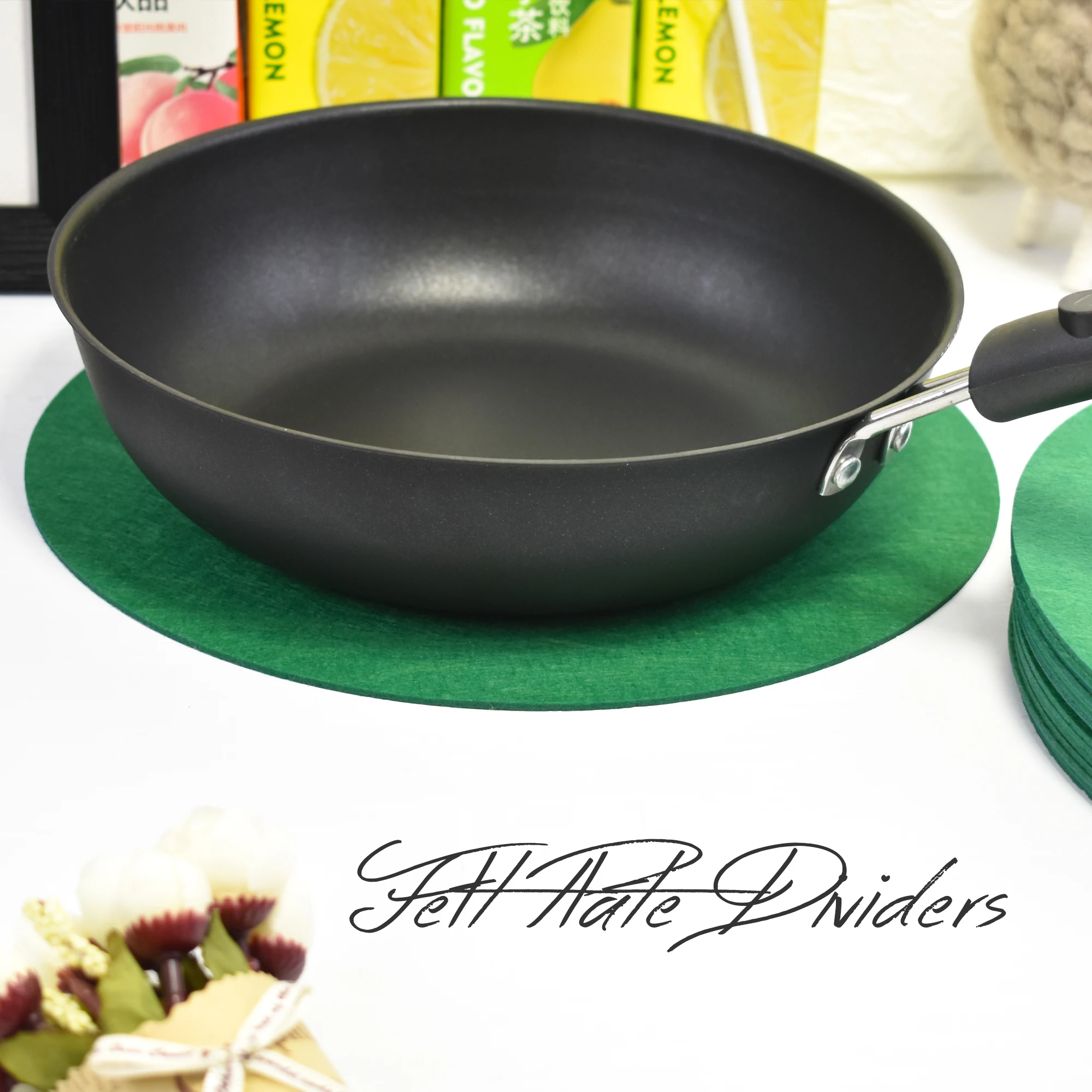 Customized Felt Coasters Placemats Moisture Wicking Heat Resistant Sustainable Washable Felt mat