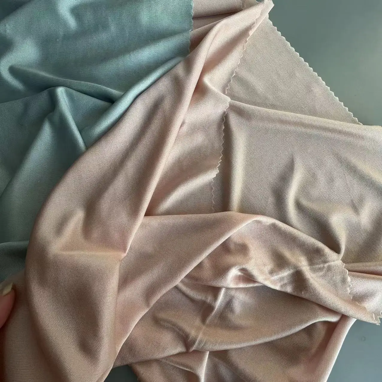 Luxurious Comfortable100% Mulberry Silk Knitted Double Jersey Fabric for Fashion apparel